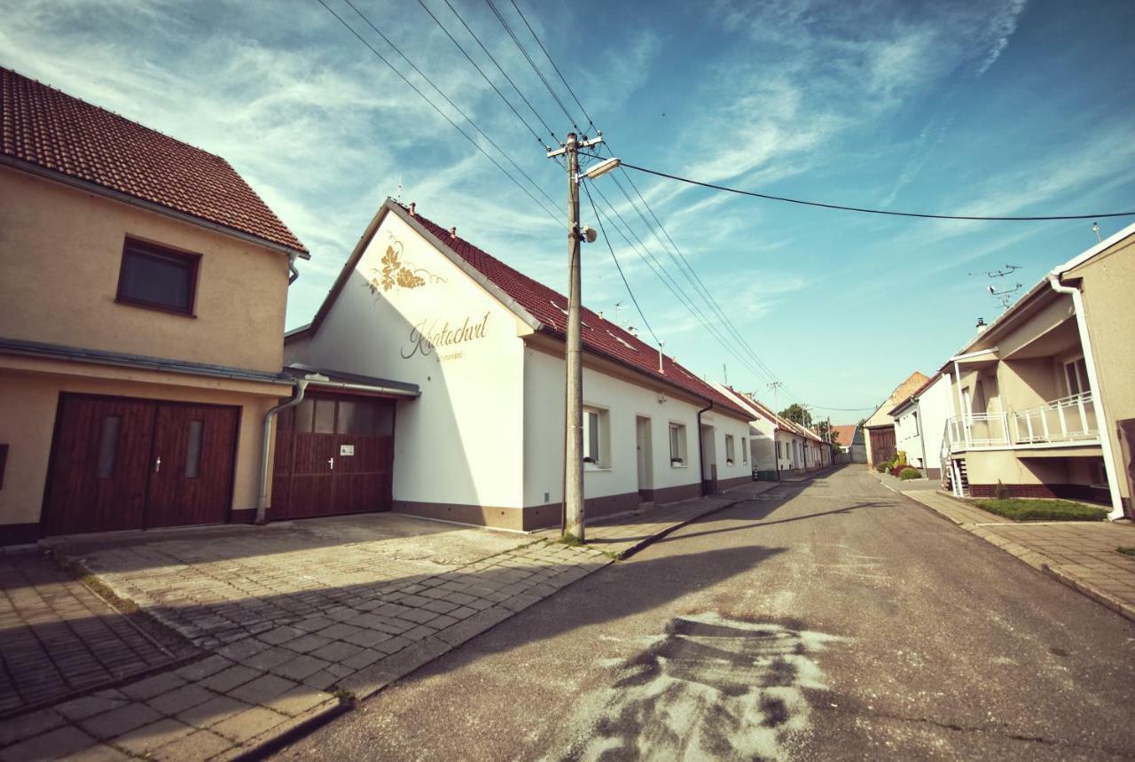 Penzion Kratochvil Dolni Dunajovice Exterior photo